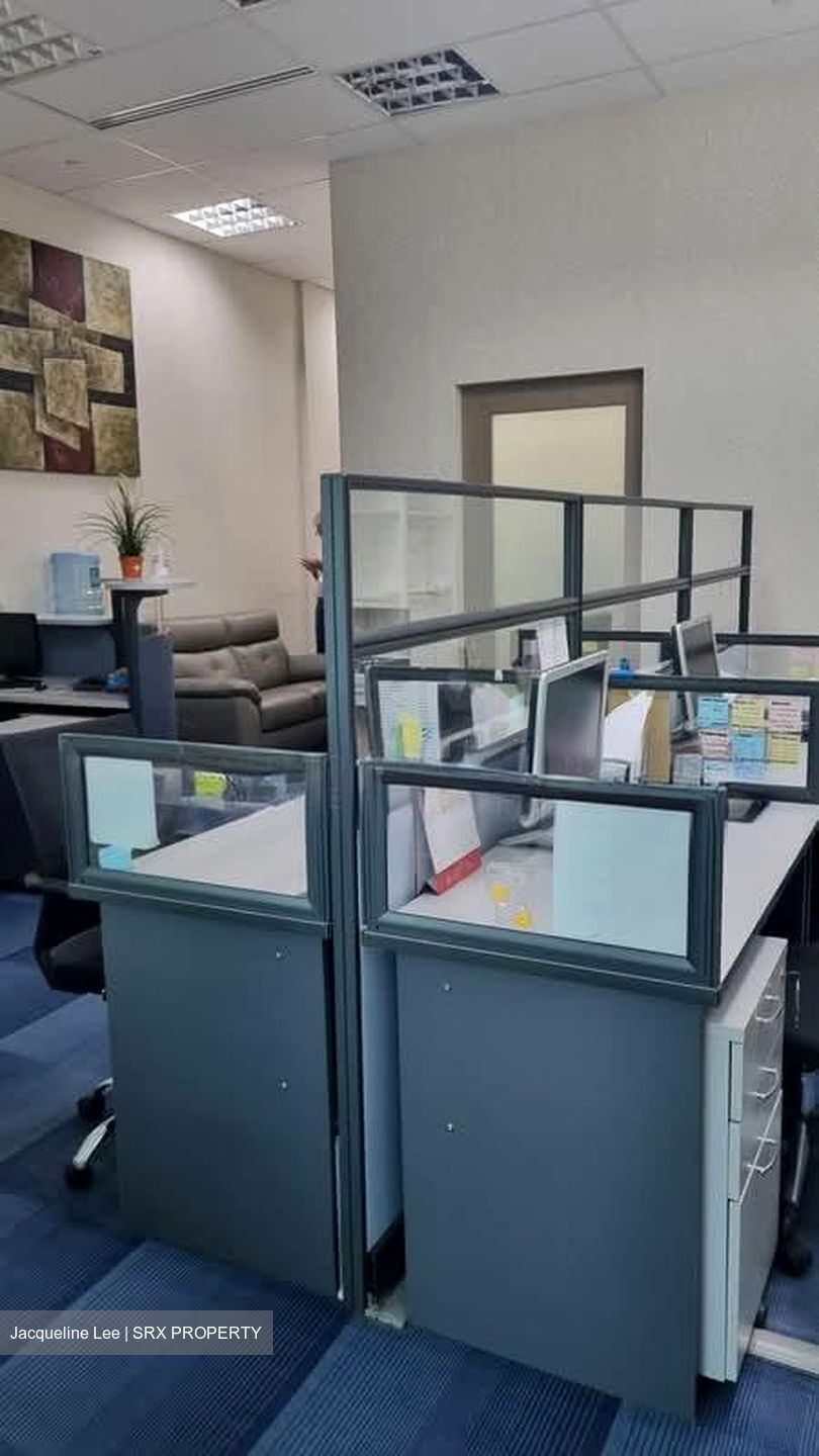 Arc 380 (D8), Office #575424061